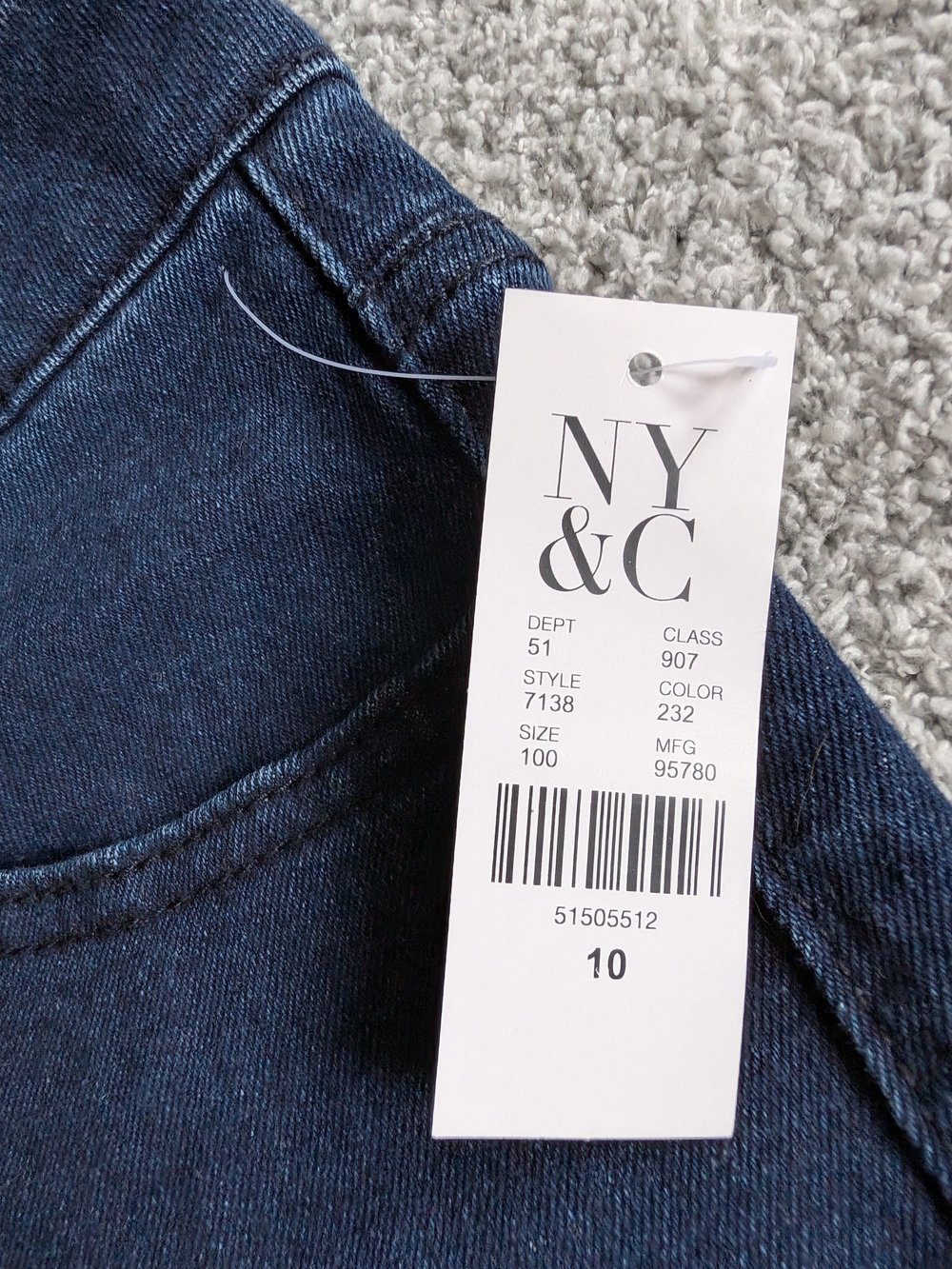 🌼B2G1🌼 New York & Company Dark Wash Wide Leg Cuffed Jeans Size 10 NWT - Picture 4 of 7